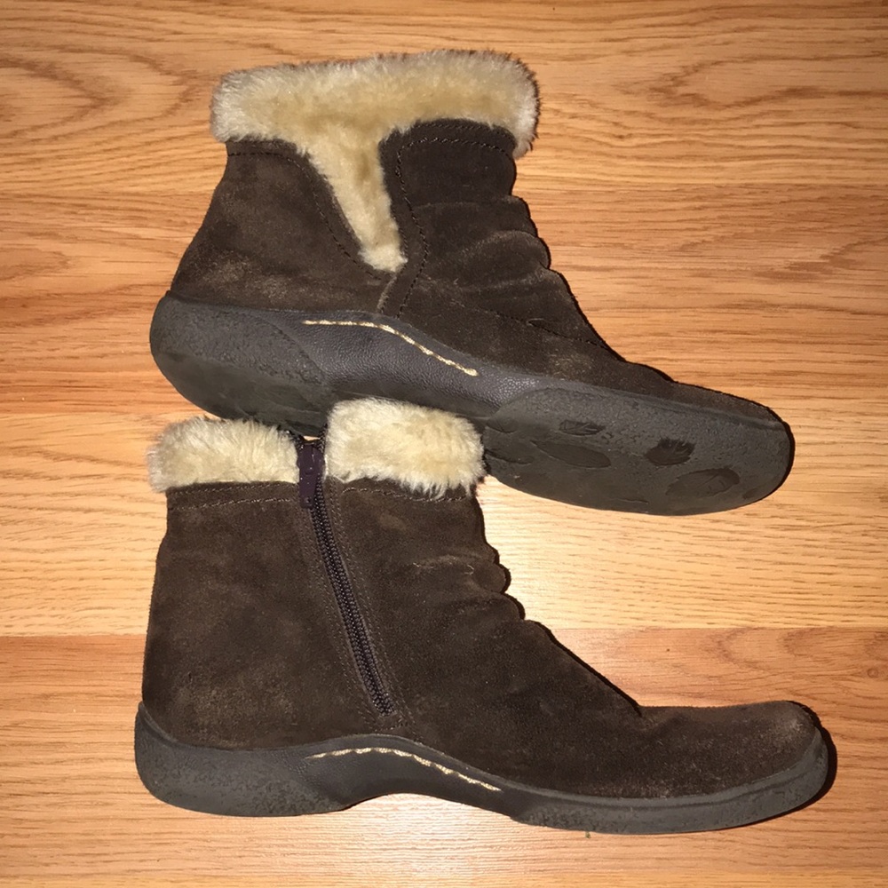 Bare Traps Boots View 6